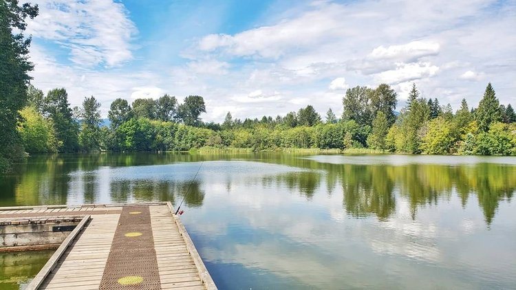 Como Lake loop trail in Central Coquitlam